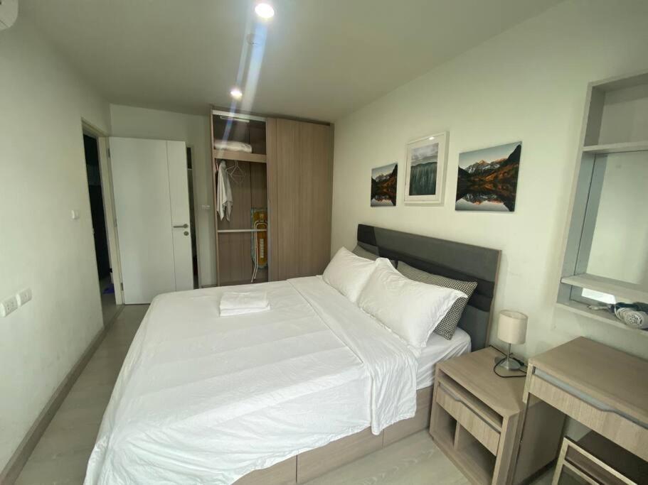 素坤逸50巷一房一厅免费wi-fi简单安静可做饭交通方便 Apartment